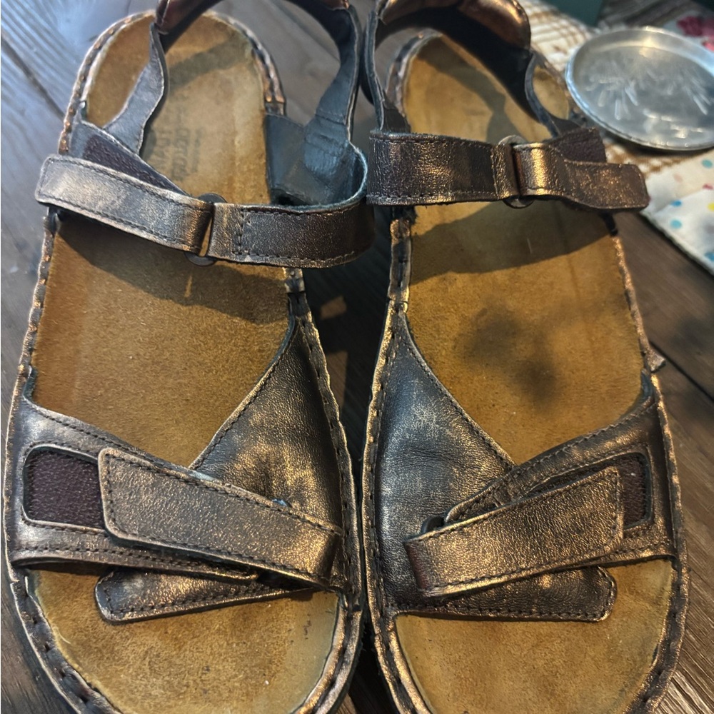 Metallic Brown Sandals